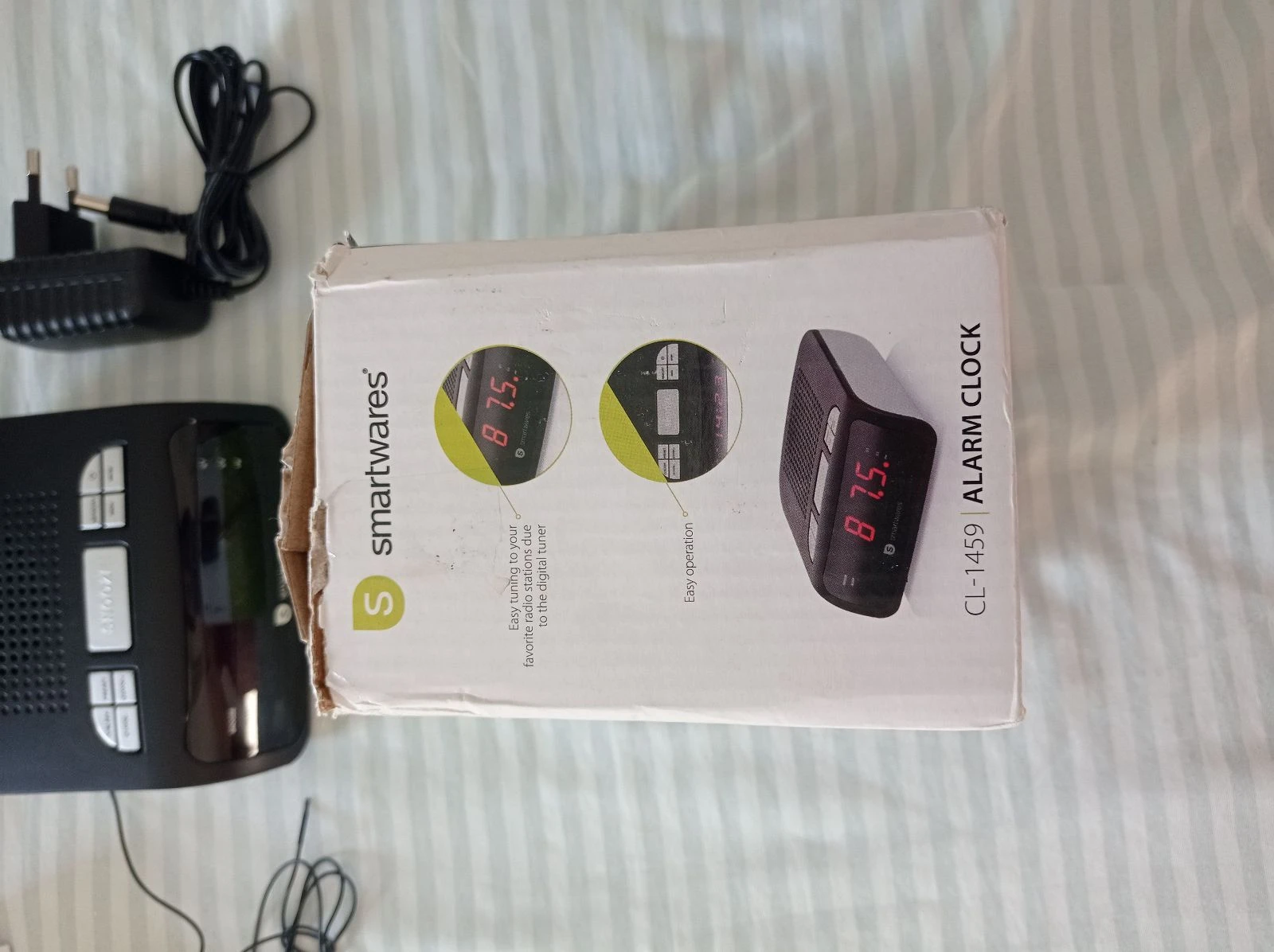 Reloj despertador con radio  – photo 5